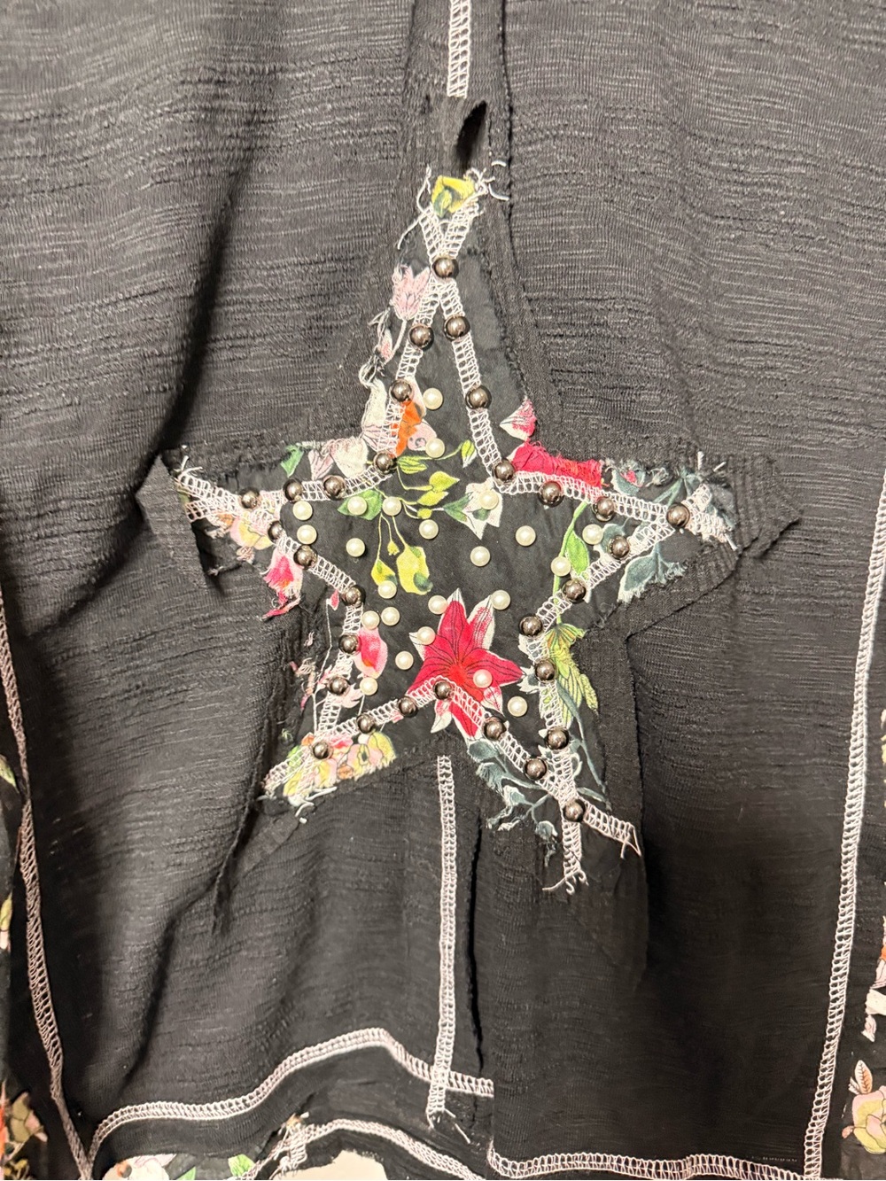 POL Patchwork Bohemian Boho Black Floral Star Pullover Top Size Small - Picture 4 of 11